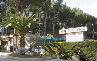 Camping La Pinede Cornillon Confoux En Provence